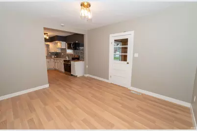 55301 Fairview Avenue, South Bend, IN 46628 - Photo 11