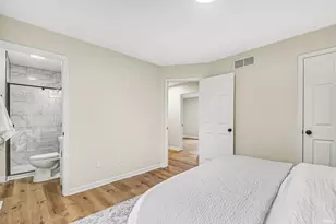 1123 Bissell St, South Bend, IN 46617 - Photo 13