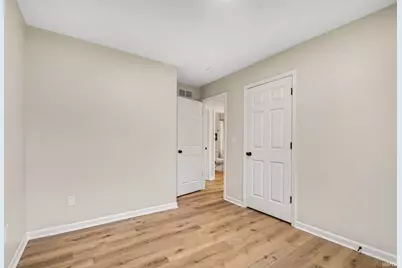 1123 Bissell Street, South Bend, IN 46617 - Photo 19