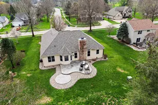 1813 Amberwood Dr, Goshen, IN 46526 - Photo 7