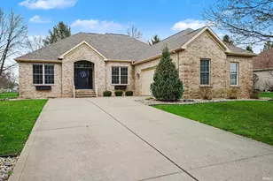 1813 Amberwood Dr, Goshen, IN 46526 - Photo 1