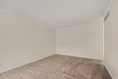 329 W 9th Street, Mishawaka, IN 46544 - Photo 9