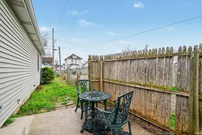 329 W 9th Street, Mishawaka, IN 46544 - Photo 21