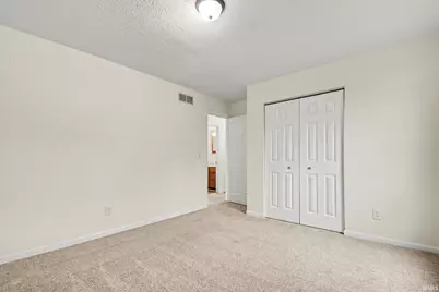 329 W 9th Street, Mishawaka, IN 46544 - Photo 17