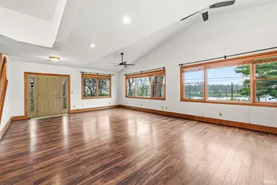 10227 Jefferson Road, Osceola, IN 46561 - Photo 9