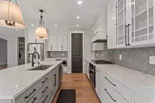 18071 Abington Ct, South Bend, IN 46637 - Photo 13