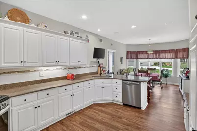 11781 Old Oak Drive, Granger, IN 46530 - Photo 9