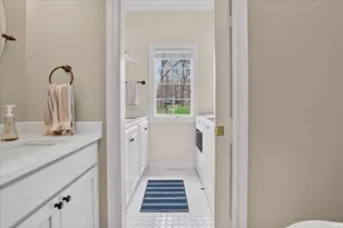 11781 Old Oak Dr, Granger, IN 46530 - Photo 17