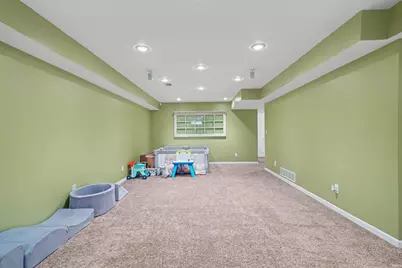 55355 Suncrest Drive, New Carlisle, IN 46552 - Photo 17