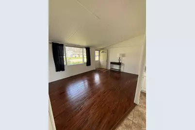 807 W Lowell Avenue, Mishawaka, IN 46545 - Photo 5