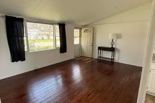 807 W Lowell Ave, Mishawaka, IN 46545 - Photo 5