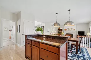 51895 Watersedge Ct, South Bend, IN 46628 - Photo 13