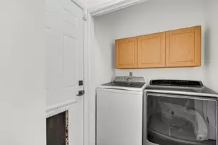 11532 Catlin Bridge Ct, Granger, IN 46530 - Photo 17