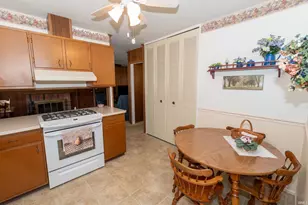 4915 Selkirk Dr, South Bend, IN 46614 - Photo 11