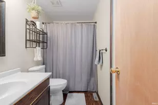 19595 Johnson Rd, South Bend, IN 46614 - Photo 21