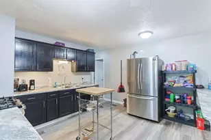 2122 N Elmer St, South Bend, IN 46628 - Photo 7