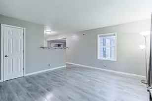 2122 N Elmer St, South Bend, IN 46628 - Photo 3