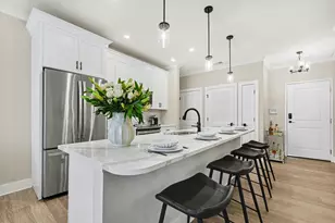 1010 Corby Blvd, South Bend, IN 46617 - Photo 9