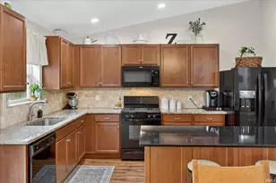 6447 Morton Ct, South Bend, IN 46614 - Photo 9