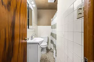 236 Donmoyer Ave, South Bend, IN 46614 - Photo 17