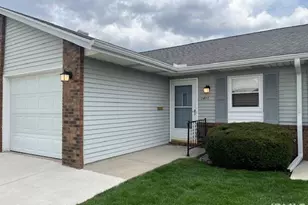 1405 Berkley Cir, Mishawaka, IN 46544 - Photo 1