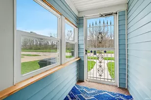 1933 S Lafeyette Blvd, South Bend, IN 46613 - Photo 3