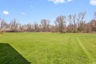 2513 Bergan St, South Bend, IN 46628 - Photo 19