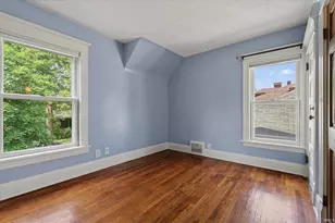 1060 Woodward Ave, South Bend, IN 46616 - Photo 17
