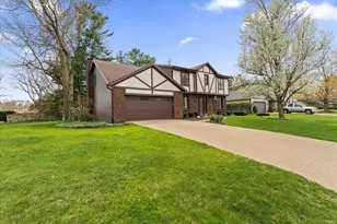15810 Walnut Pointe, Granger, IN 46530 - Photo 3