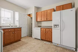 1736 Lincolnway W, Osceola, IN 46561 - Photo 7