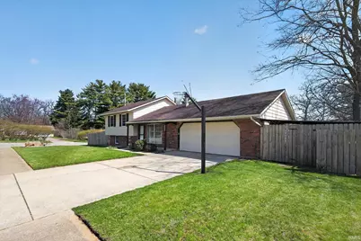 4024 Glenview Drive, South Bend, IN 46628 - Photo 3