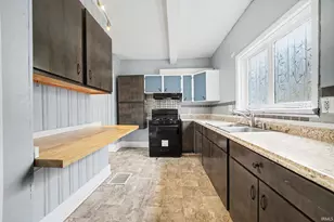 910 Sherman Ave, South Bend, IN 46616 - Photo 9
