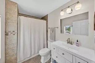 229 N St Peter St, South Bend, IN 46617 - Photo 17