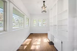 318 E Pokagon St, South Bend, IN 46617 - Photo 13