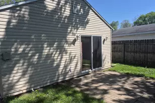 410 Barbie St, South Bend, IN 46614 - Photo 33