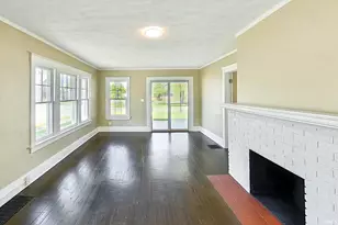 1202 Cleveland Ave, South Bend, IN 46628 - Photo 3