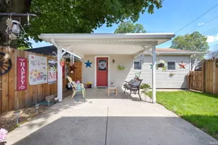 708 W 3rd St, Mishawaka, IN 46544 - Photo 17