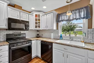 16636 Quince Rd, Culver, IN 46511 - Photo 13