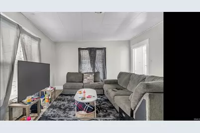 1654 O'brien St Street, South Bend, IN 46628 - Photo 5