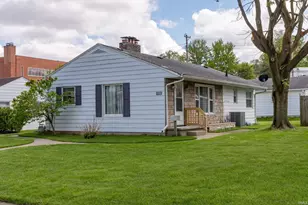 1922 E Fox St, South Bend, IN 46613 - Photo 1