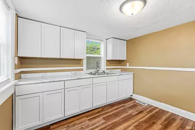 1310 Kinyon Street, South Bend, IN 46616 - Photo 9