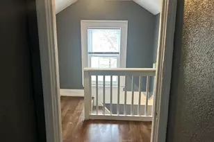 705 N Johnson St, South Bend, IN 46628 - Photo 11