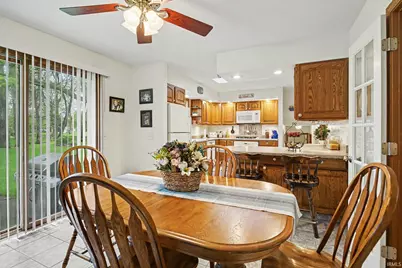 24537 Green Valley Parkway, Elkhart, IN 46517 - Photo 7