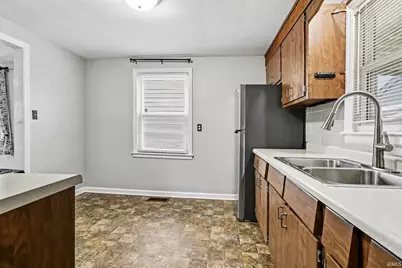 3706 Addison Street, South Bend, IN 46614 - Photo 7