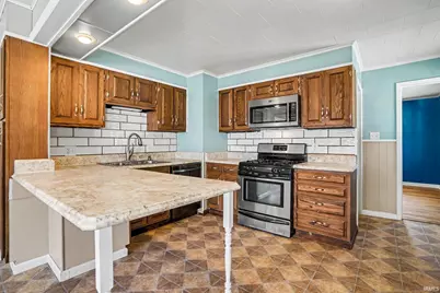 2411 Eisenhower Avenue, South Bend, IN 46615 - Photo 7