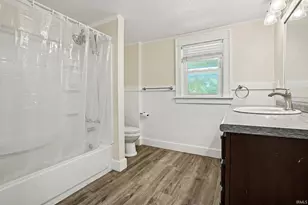 1212 W Lexington Ave, Elkhart, IN 46514 - Photo 17