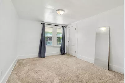1212 W Lexington Avenue, Elkhart, IN 46514 - Photo 15