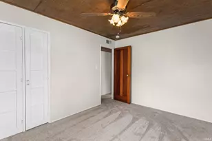 1414 Wilber St, South Bend, IN 46628 - Photo 9
