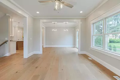 637 E Lincolnway, Mishawaka, IN 46544 - Photo 9