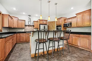 8265 E Walnut Rdg, New Carlisle, IN 46552 - Photo 7